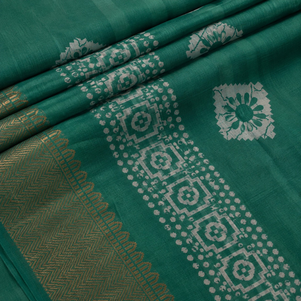 Premium Dola Silk Saree - Bottle Green